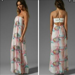 A+C, size 6. Fits like a size 4 though.